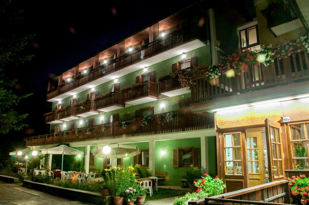 Albergo Monteverde Lavarone Exterior foto